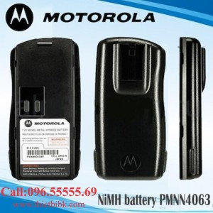 Pin-bo-dam-Motorola-VL130-PMNN4063-dung-cho-san-bay-2